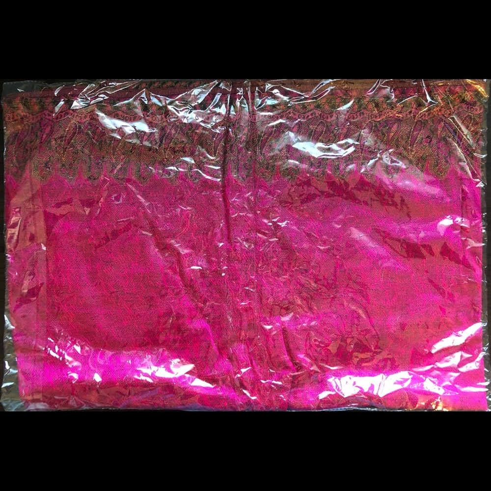 Pashmina/Wrap - Picture 2 of 3